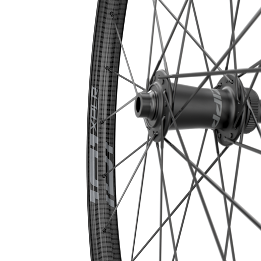 Pari ZIPP 101 XPLR DISC Tubeless Ready -vanteita (keskuslukko)