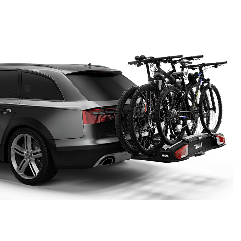 THULE VELOSPACE XT 3 -pyöräteline vetokoukussa
