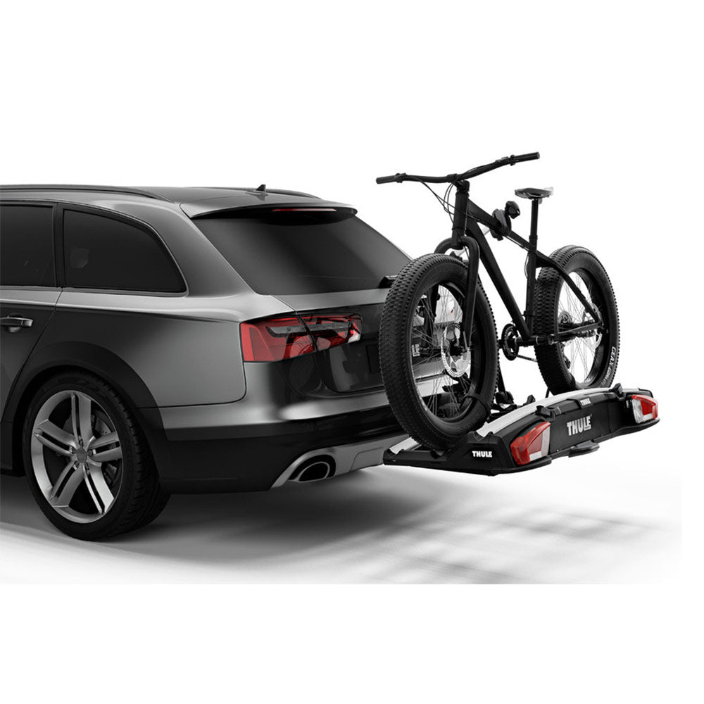 THULE VELOSPACE XT 3 -pyöräteline vetokoukussa