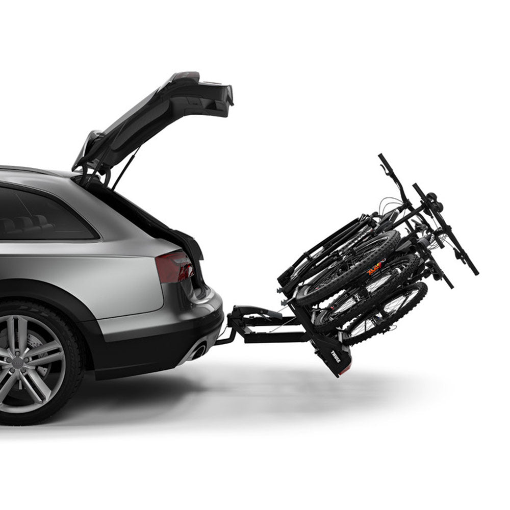 THULE VELOSPACE XT 3 -pyöräteline vetokoukussa