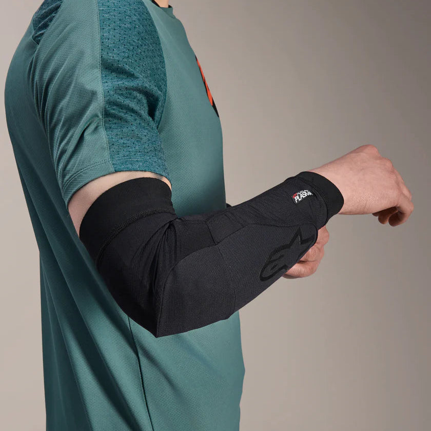 ALPINESTARS A-MOTION PLASMA kyynärpääsuojukset musta