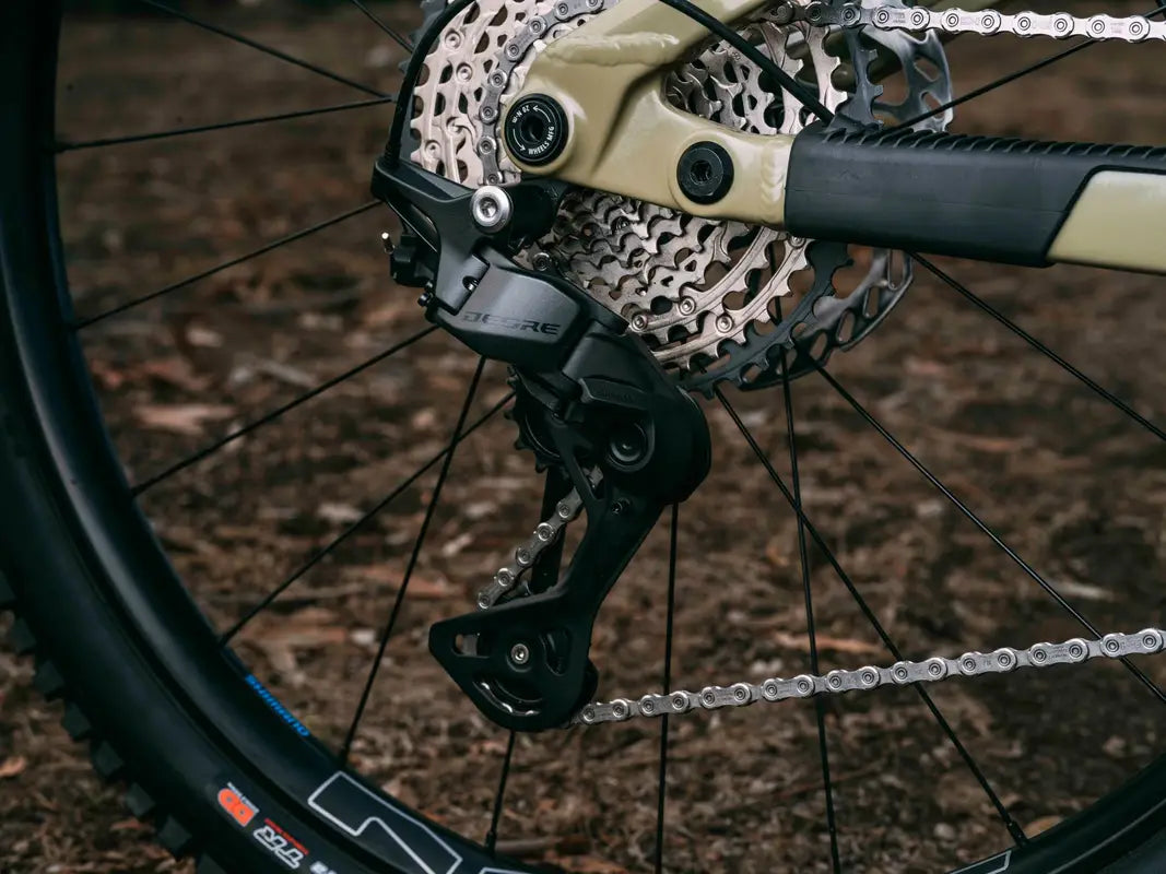 SHIMANO M7200-SGS 12V takavaihtaja