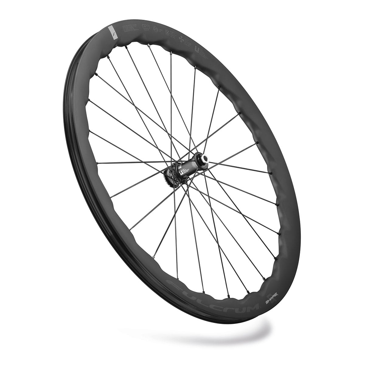 Pari FULCRUM SHARQ 700c pyöriä (Center Lock)