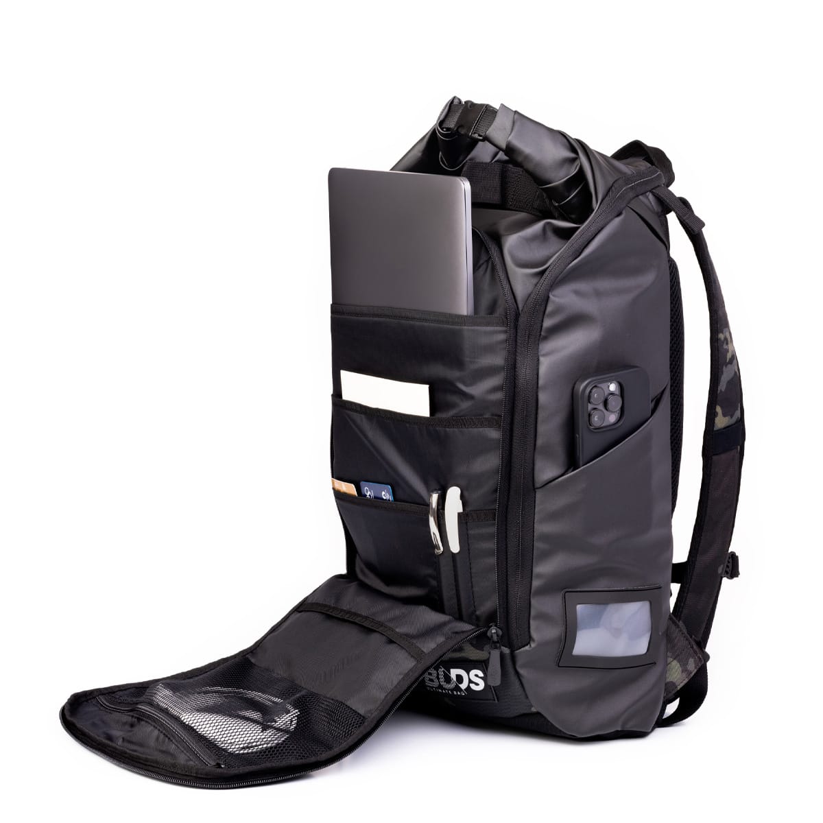 BUDS CITY BAG TRAVEL 35 L reppu musta/camo
