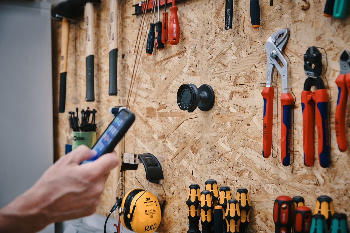 Seinäkiinnike FIDLOCK VACUUM Valkoinen