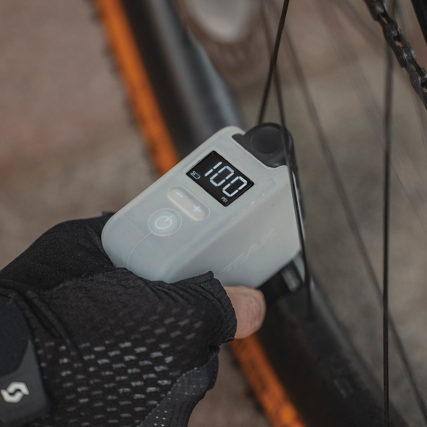 TOPEAK E-BOOSTER DIGITAL sähköpumppu