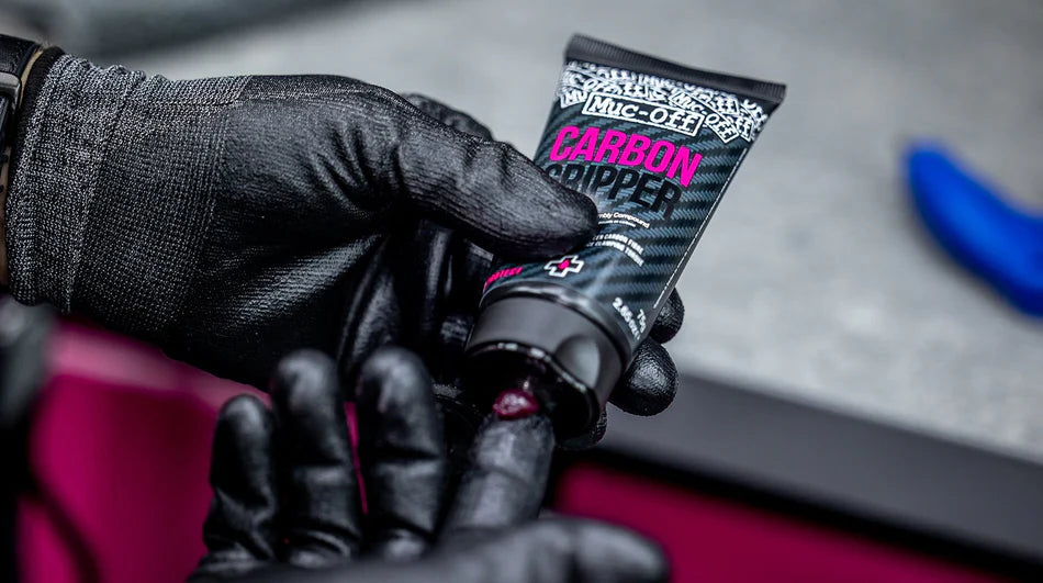 MUC-OFF CARBON GRIPPER -rasva hiilikomponenteille (75 g)