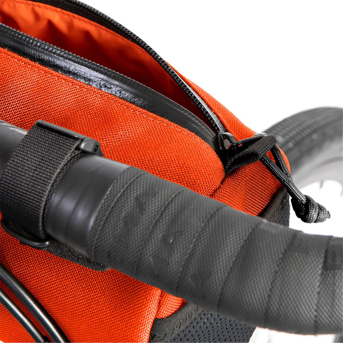 Ohjaustankolaukku RESTRAP CANISTER BAG 1.5L Oranssi