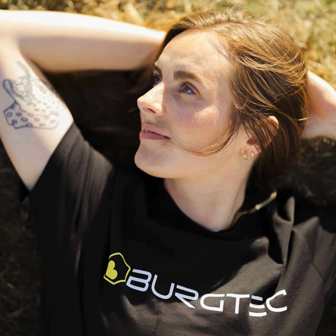BURGTEC logo t-paita musta