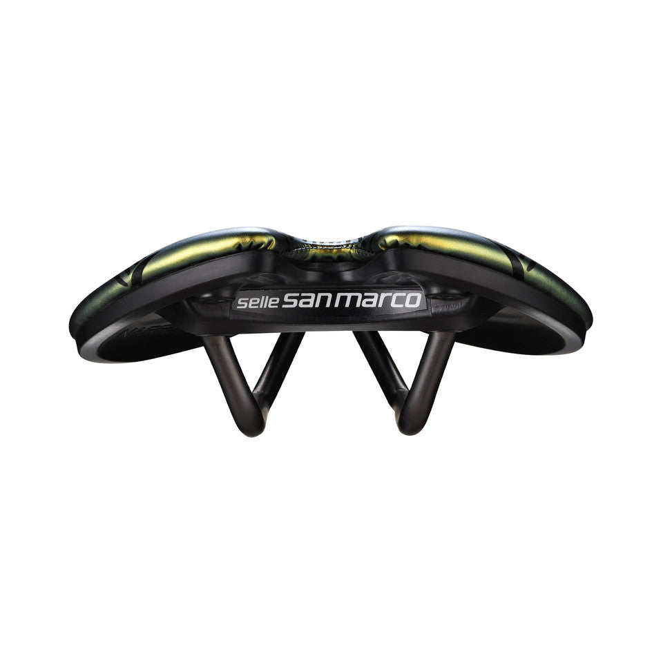 Satula SAN MARCO ASPIDE SHORT OPEN-FIT RACING L3 Leveys 155mm Teräskiskot Xsilite Gold Satula SAN MARCO ASPIDE SHORT OPEN-FIT RACING L3 Leveys 155mm Teräskiskot Xsilite Gold