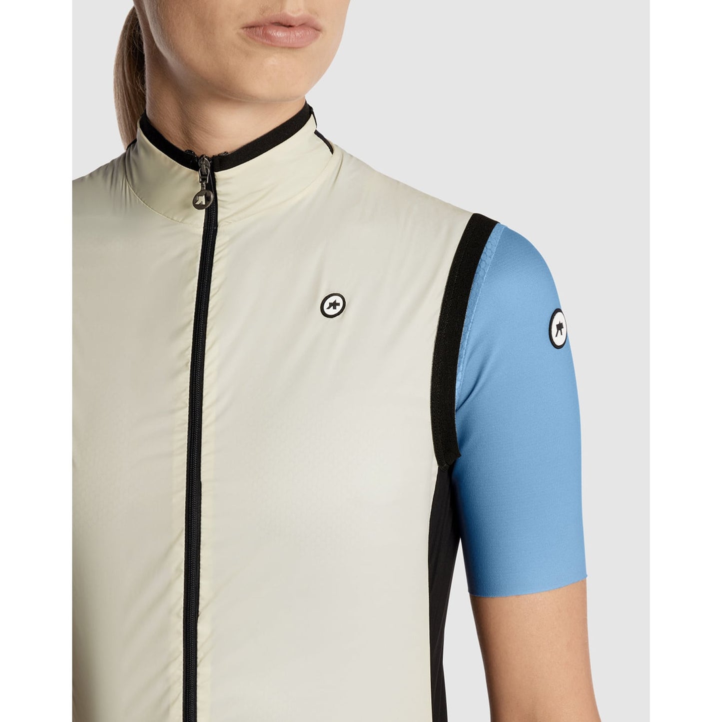 ASSOS UMA GT WIND C2 Naisten beige hihaton takki