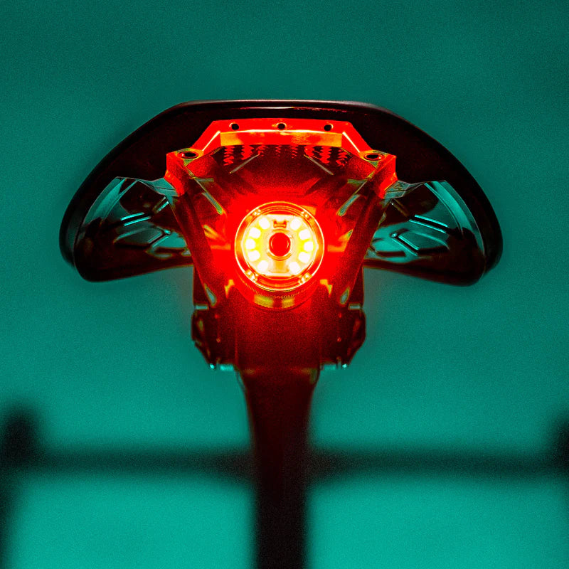 Takavalaistus LEZYNE SADDLE Ai ALERT 250