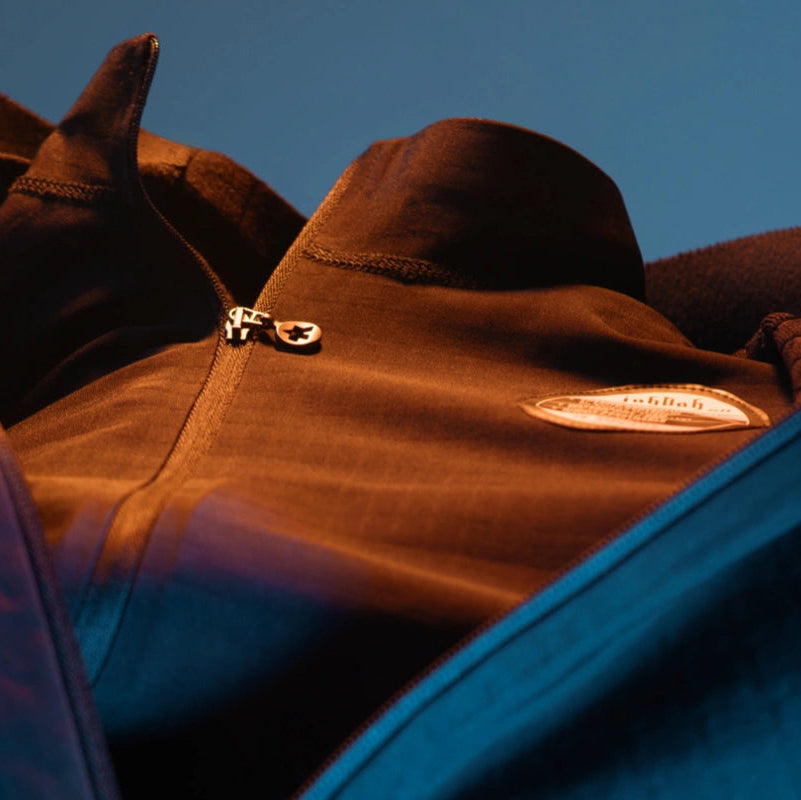 ASSOS EQUIPE RS UZ UZ S11 Musta sarjan takki