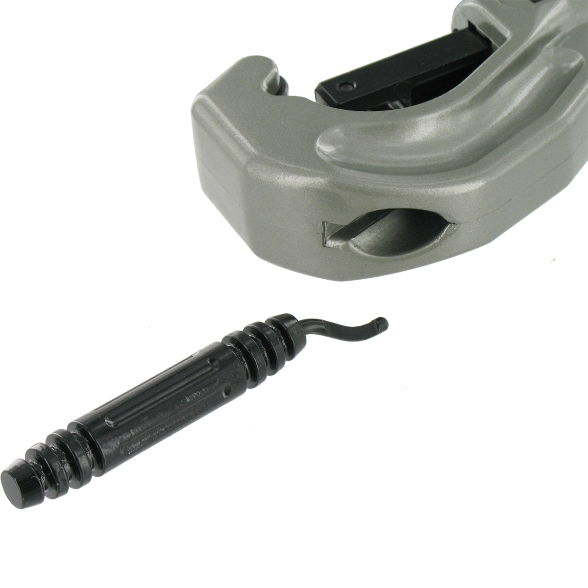 Putkien leikkaus 3-42 mm:n putkien leikkaus VAR DV-20000:lla VAR DV-20000 deburrer -laitteella