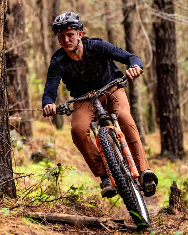 DHARCO ATHER CANYON Housut Ruskea