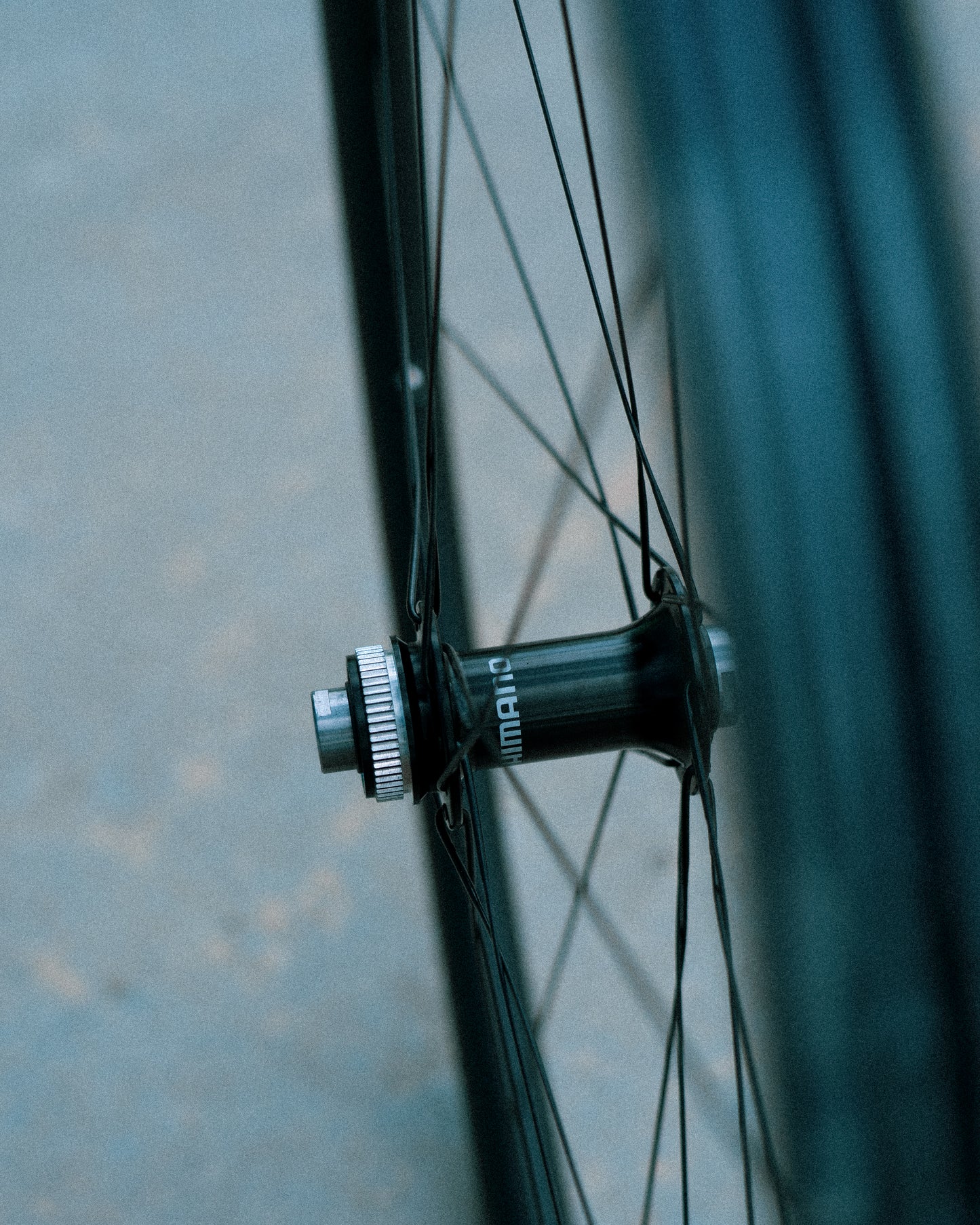 SHIMANO GRX WH-RX880 700c Tubeless Ready etupyörä (keskuslukitus)