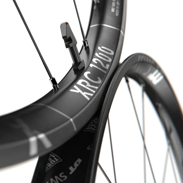 DT SWISS XRC 1200 SPLINE 29" 30 mm 15x110 mm etupyörä