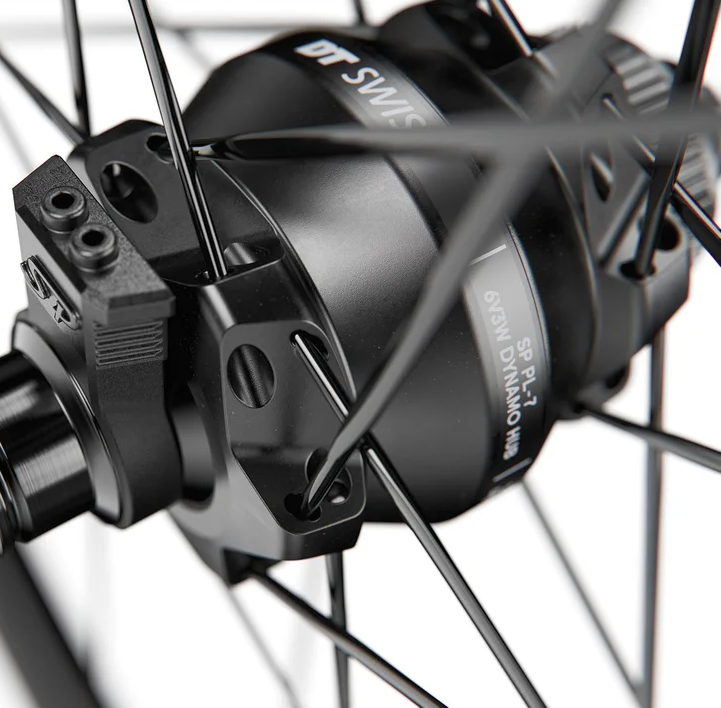 Pari DT SWISS GR 1600 SPLINE 25 DISC Tubeless Ready pyörät (Center Lock) Dynamo