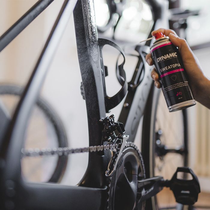 DYNAMIC SWEATOPIA Suojasuihke (200ml)