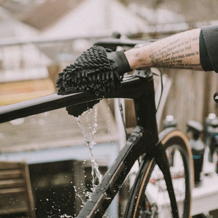 DYNAMIC BIKE CLEANING GLOVE Mikrokuitukäsine Mikrokuitukäsine