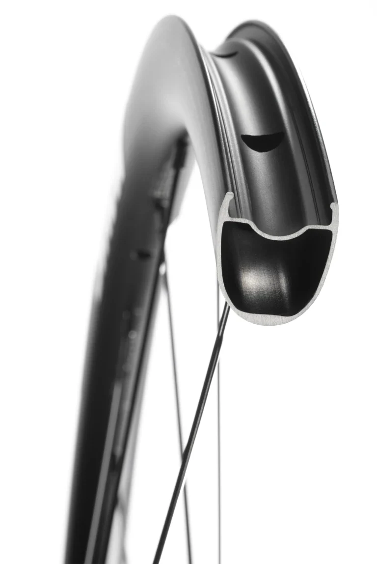 Pari MAVIC KSYRIUM 30 DISC Tubeless Ready -pyörät (keskuslukko)