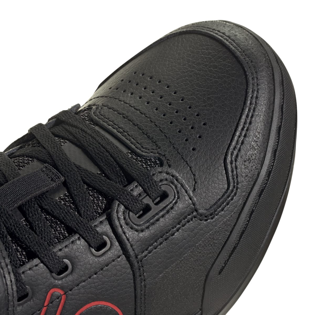 ADIDAS FIVE TEN HELLCAT MTB-kengät Musta/Punainen 2025