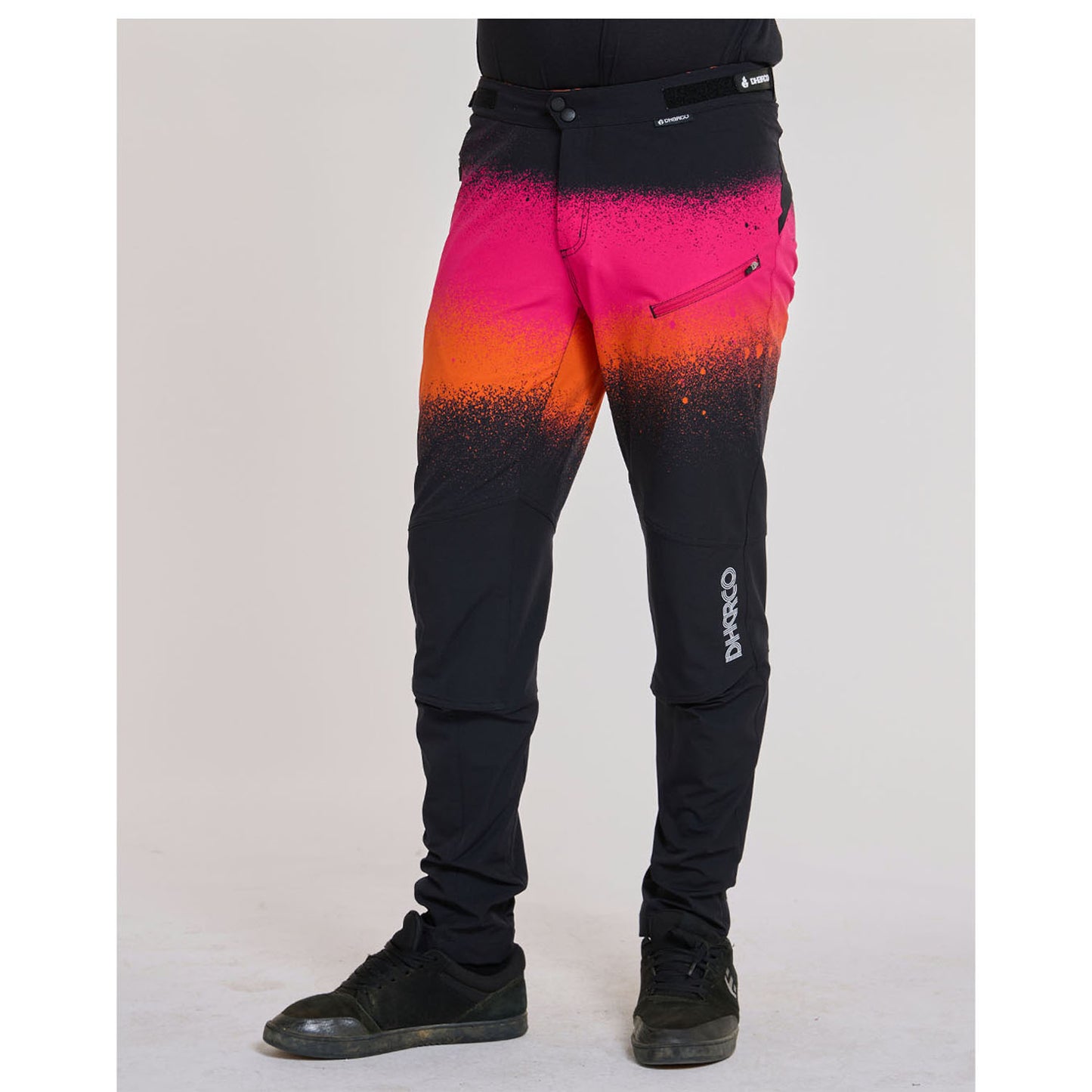 DHARCO GRAVITY BLACK SNAKE housut Musta/oranssi