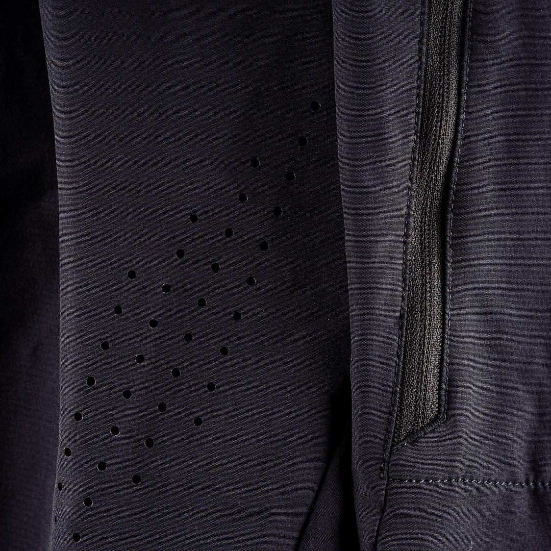 LEATT MTB Trail 2.0 shortsit musta