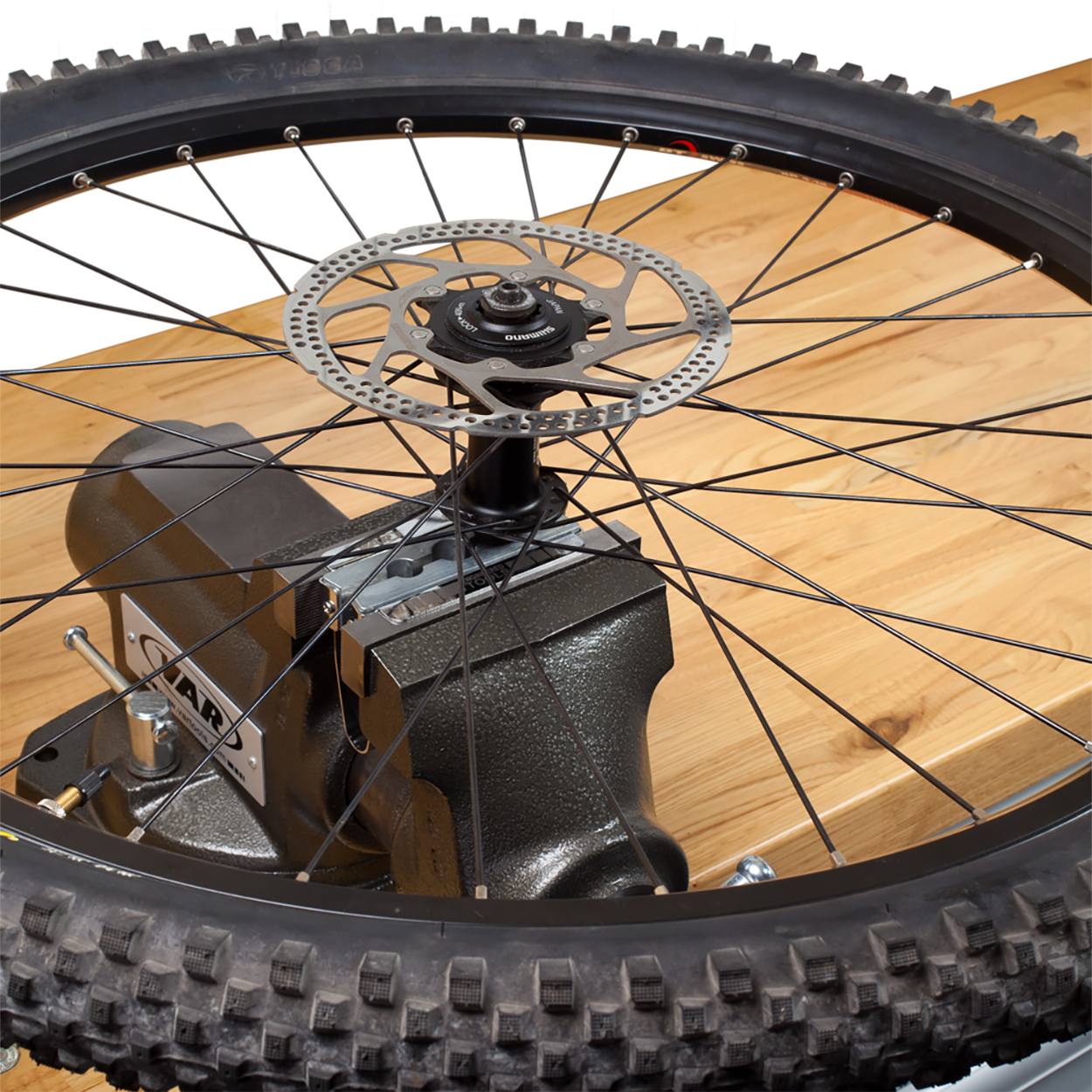 Pehmeä leuka VAR-kiinnityslaitteen tukemiseen RP-01200