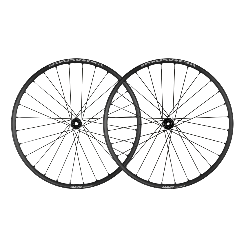 Pari MAVIC E-CROSSTRAIL SL 27.5" pyörää 15x110mm/12x148mm Boost-pyörää.