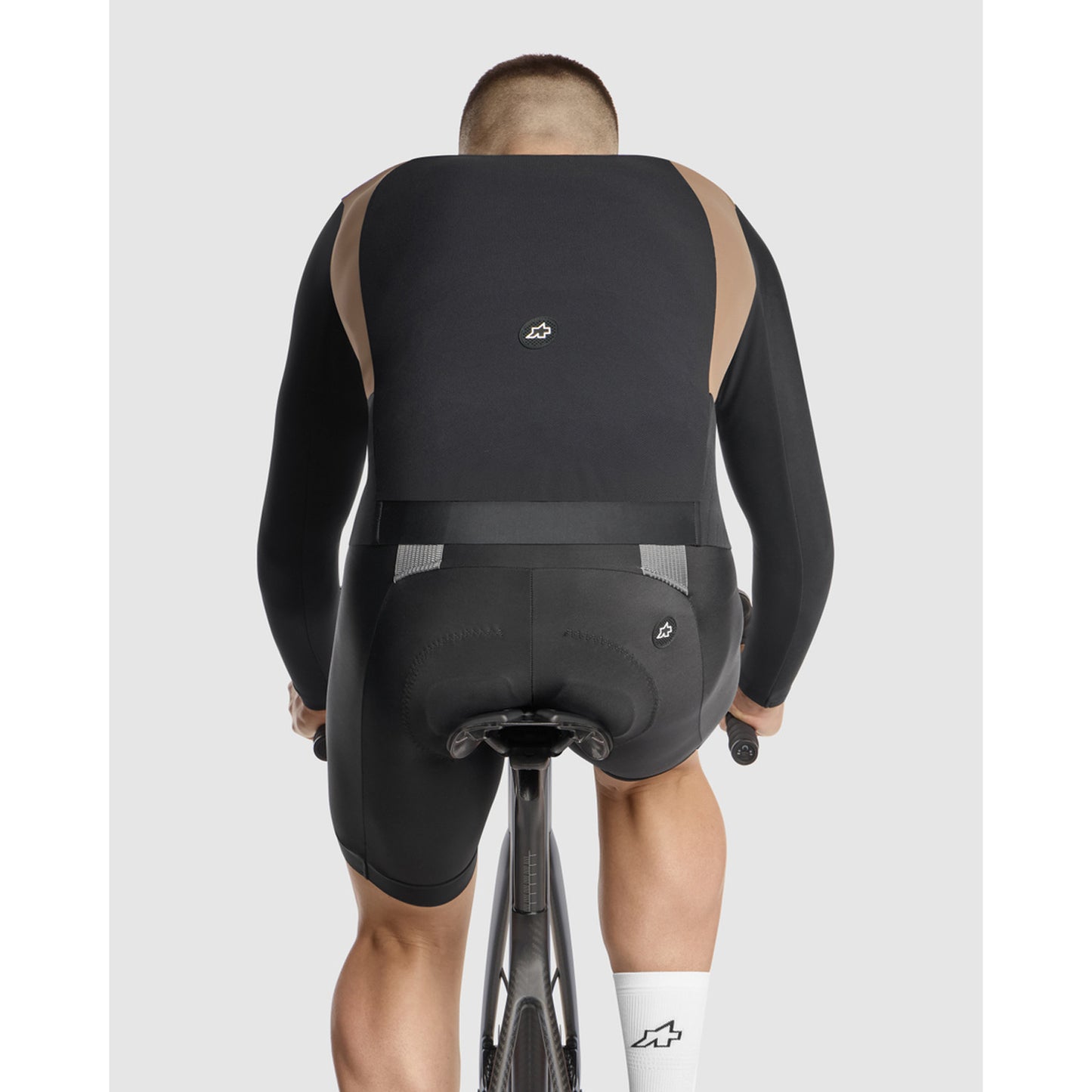 ASSOS MILLE GTS S11 Terra Sand hihaton takki