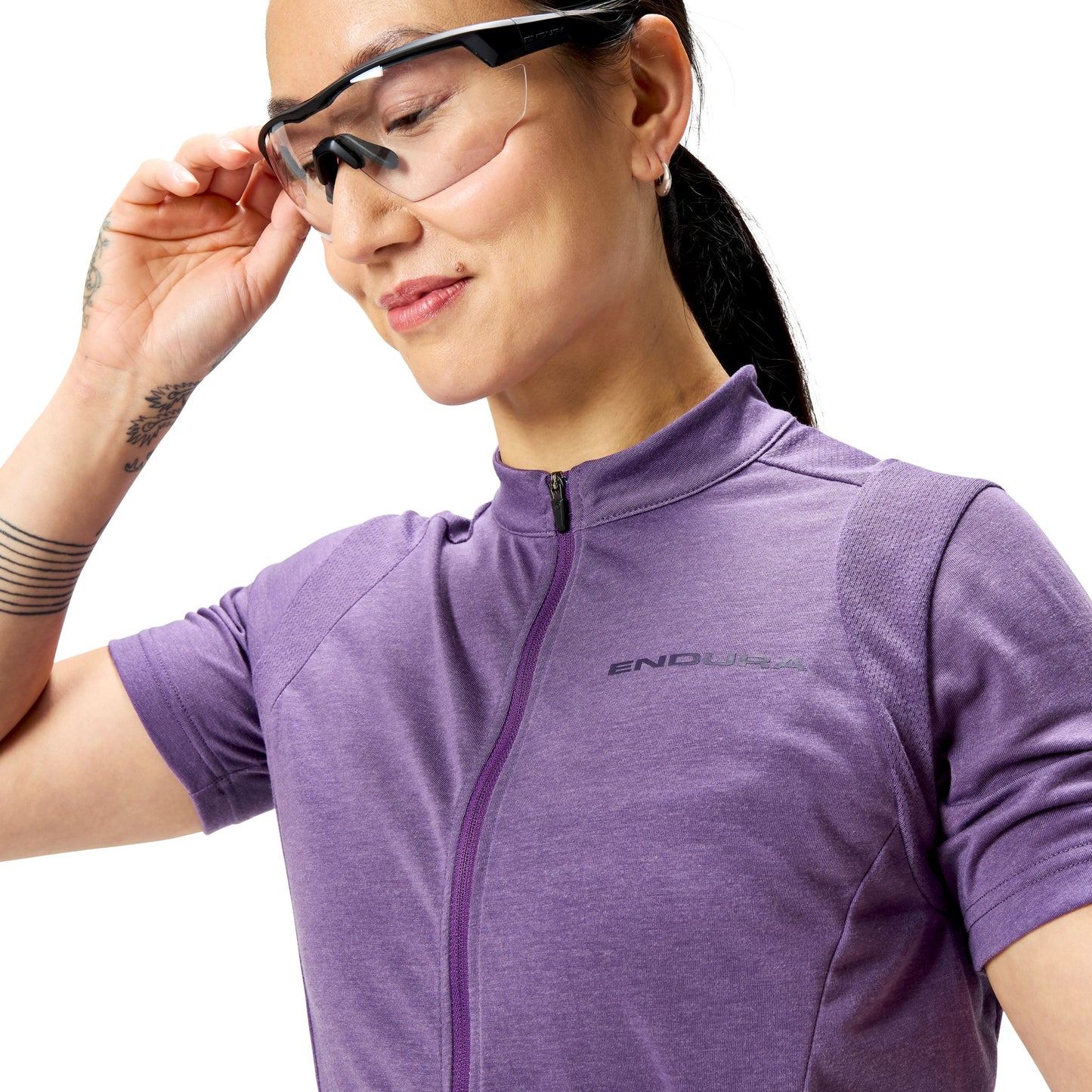 Naisten ENDURA LOOP lyhythihainen trikoo Violetti 2025
