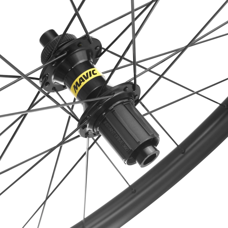 MAVIC COSMIC S 42 DISC Tubeless Ready takapyörä (Center Lock)