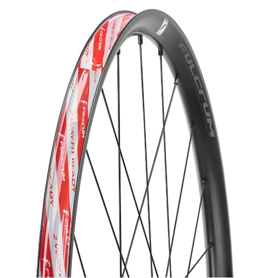 Pari FULCRUM RAPID RED AL 700c Tubless Ready pyörää (Center Lock)