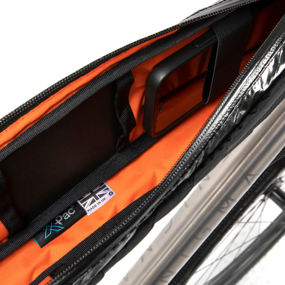 Runkolaukku RESTRAP RACE TOP TUBE BAG LONG 2 L musta