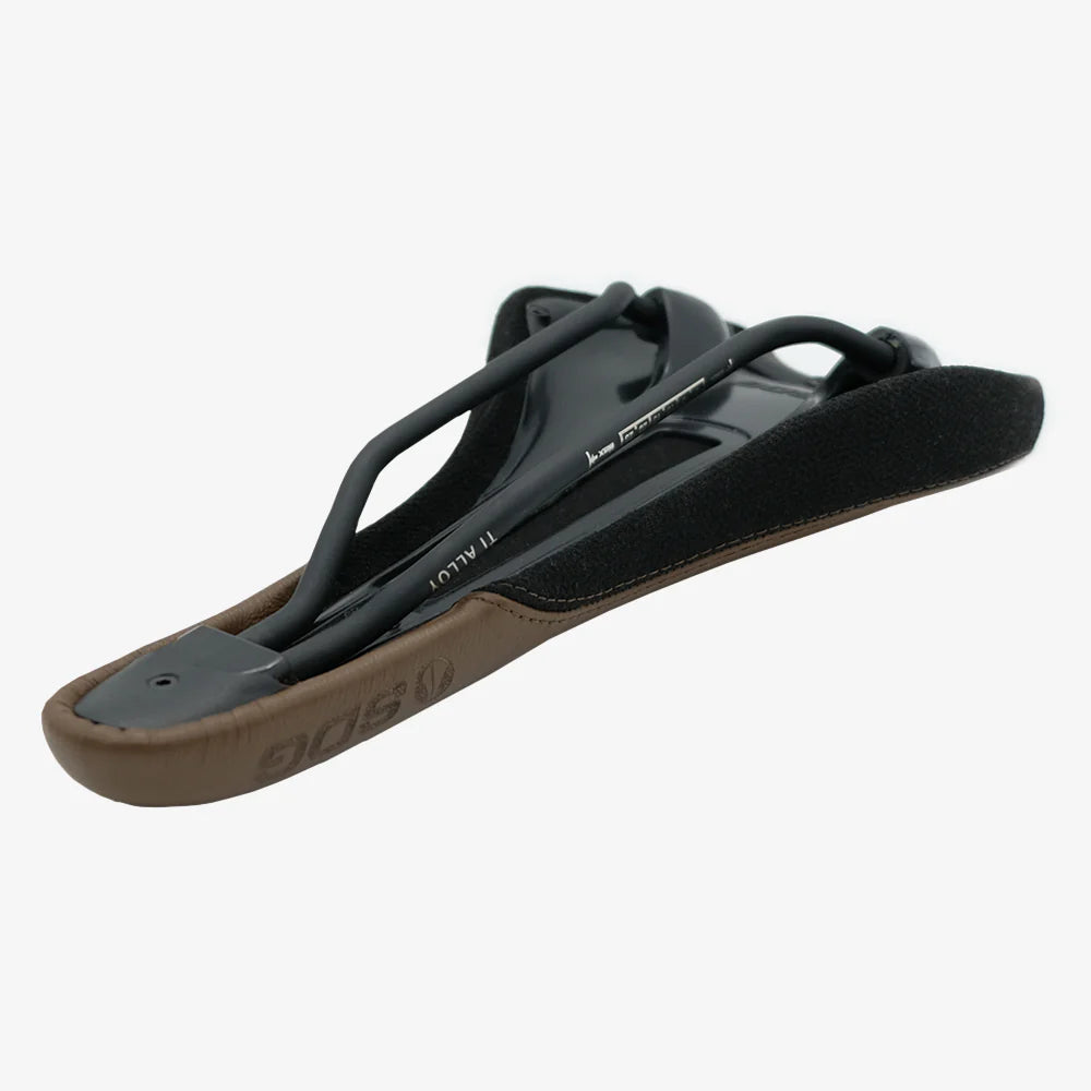 Satula SDG RADAR MTN Rails Titanium-Aluminium Ruskea/Musta