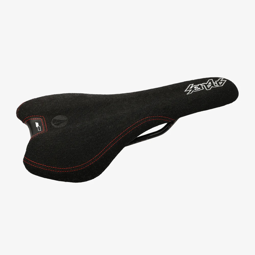 Satula SDG RADAR MTN SENSUS Kevlar Rails Lux-Alloy Musta