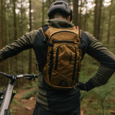 USWE MTB HYDRO 9 L pronssinen juomalaukku