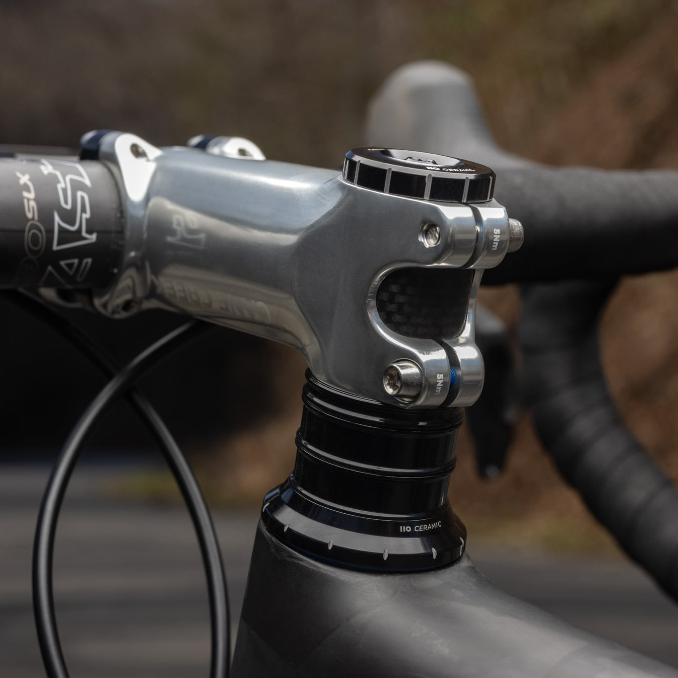 CANE CREEK 110 Keraaminen kapeneva jakopää, 1 1/8"-1.5", IS41/28.6/H9 | IS52/40, musta/ hopea