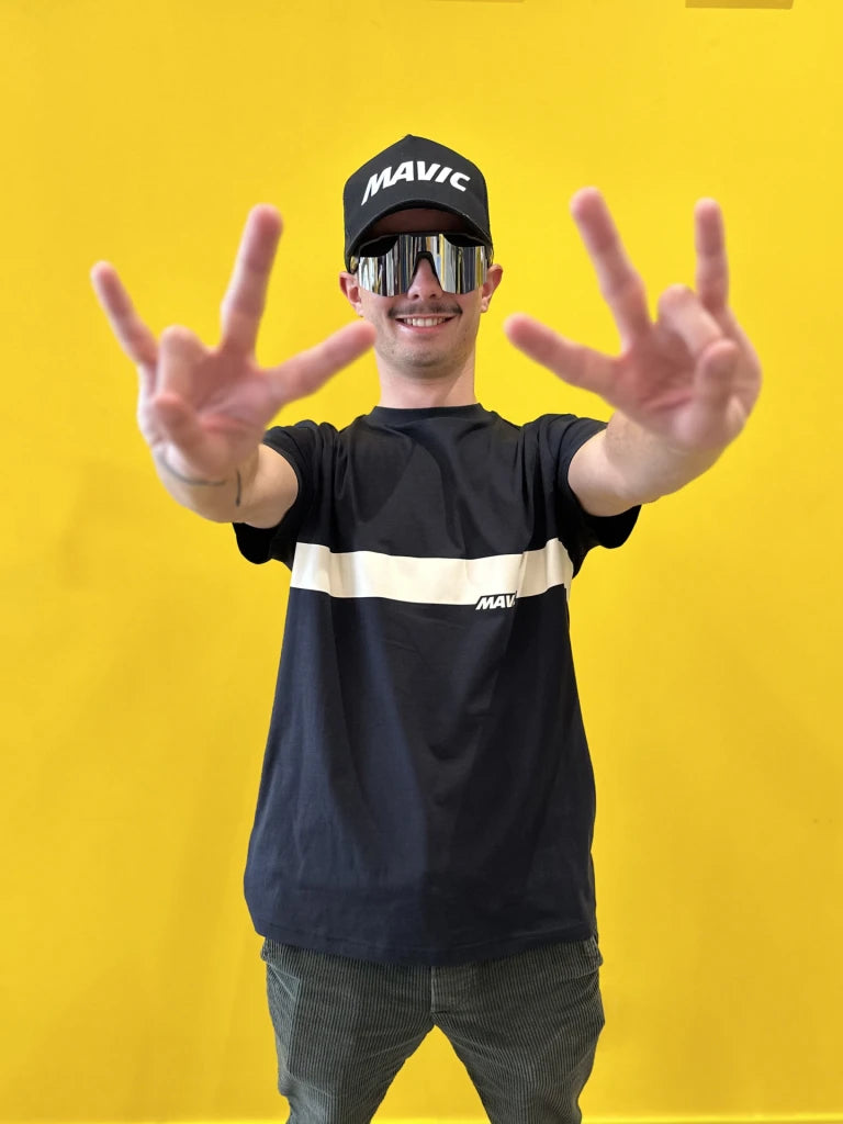 MAVIC CORPORATE STRIPE T-paita Musta