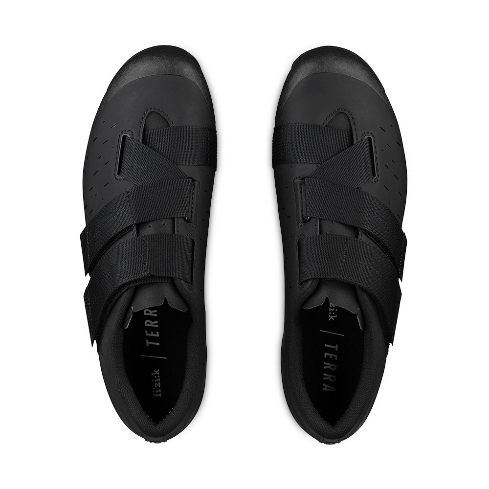 FIZIK TERRA X4 POWERSTRAP Gravel kengät Musta