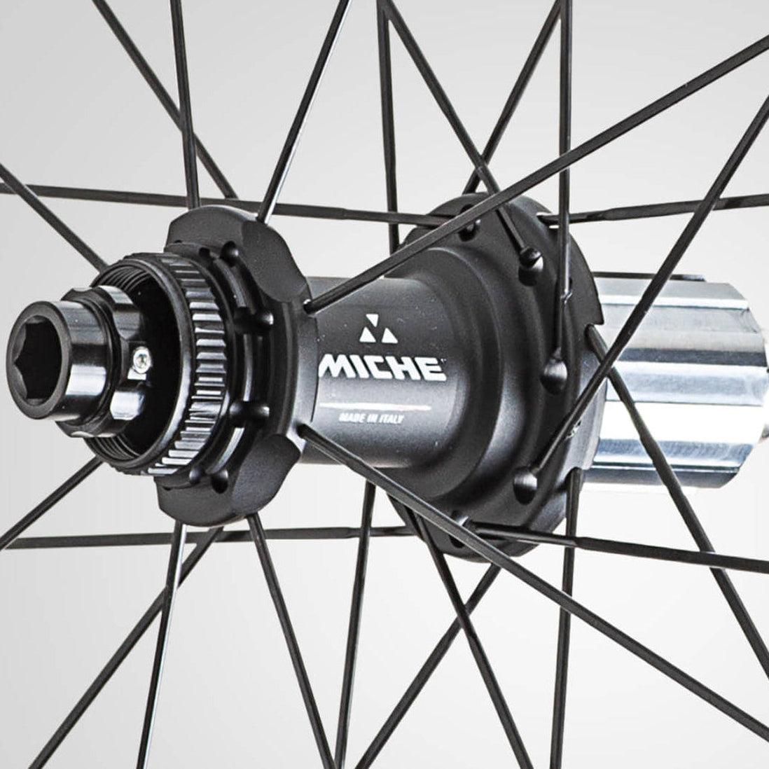 Pari MICHE SYNTIUM AERO DISC Tubeless Ready -pyörät (keskuslukko)