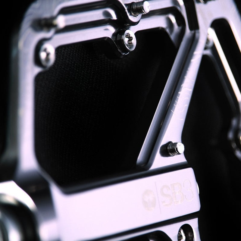 SB3 SPECTRUM Silver litteät polkimet