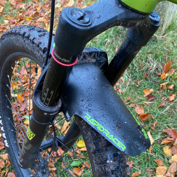 RRP EnduroGuard Standard lokasuojat (haarukat 80-120mm) musta/punainen