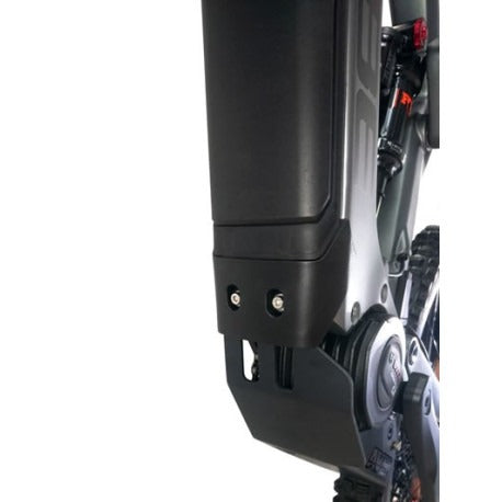 AVS Moottorin suojakenkä Cube Stereo Hybrid 2020/2022 -malliin.