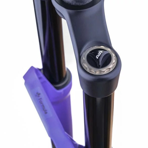 FORMULA SELVA V Air 29" haarukka-akseli 15x110mm Boost Ultravioletti