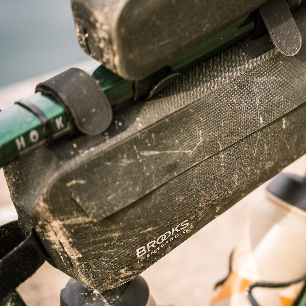 BROOKS SCAPE 3L runkolaukku musta