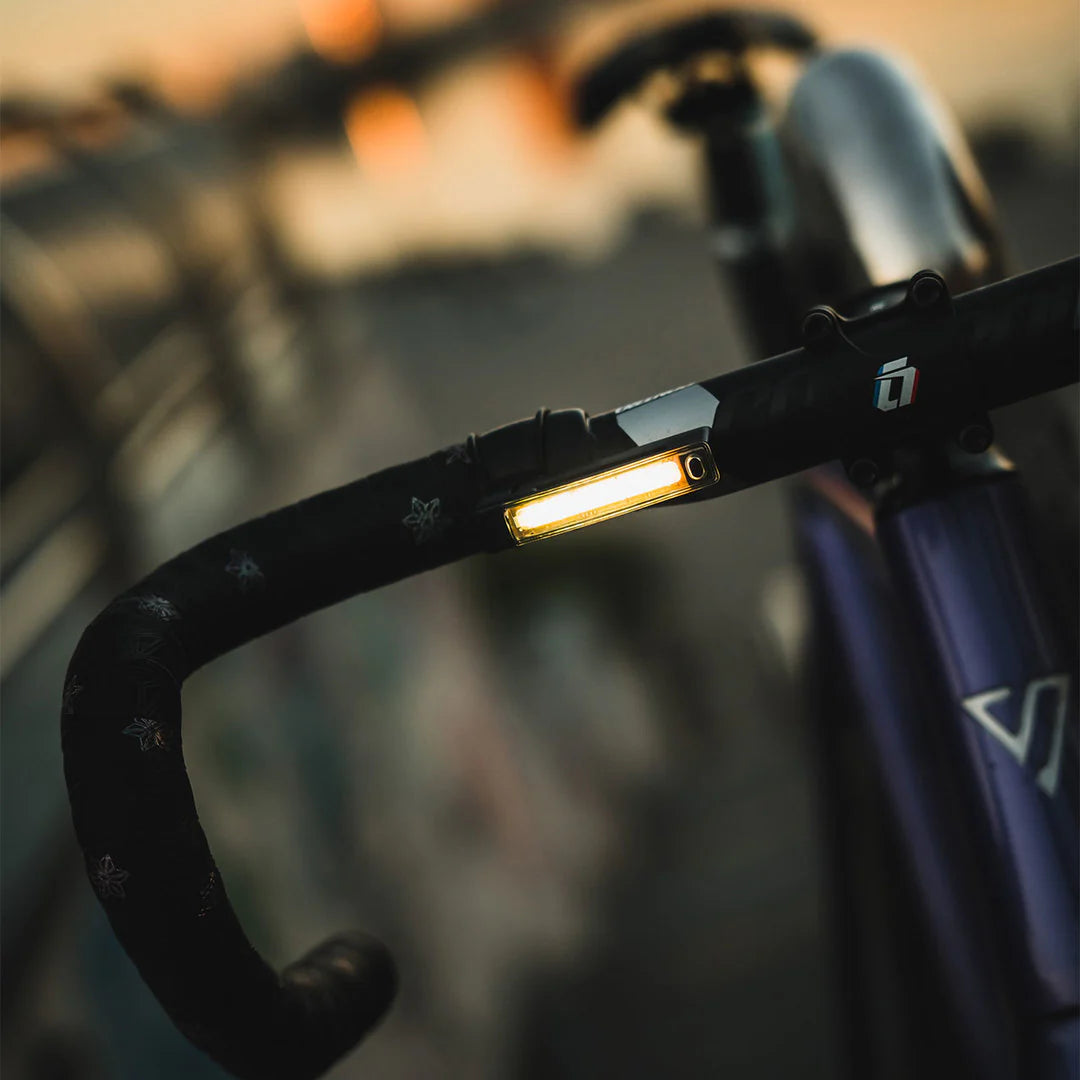 KNOG PLUS FRONT 40 lumenin etuvalo musta