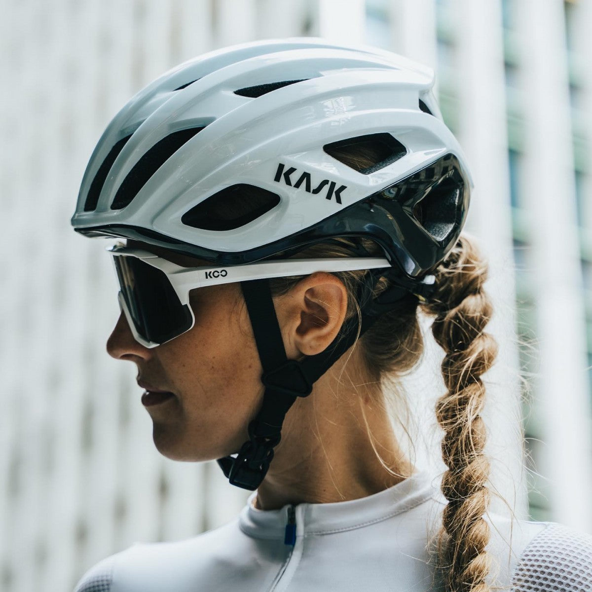 KASK MOJITO CUBED BICOLOR maantiekypärä valkoinen/musta