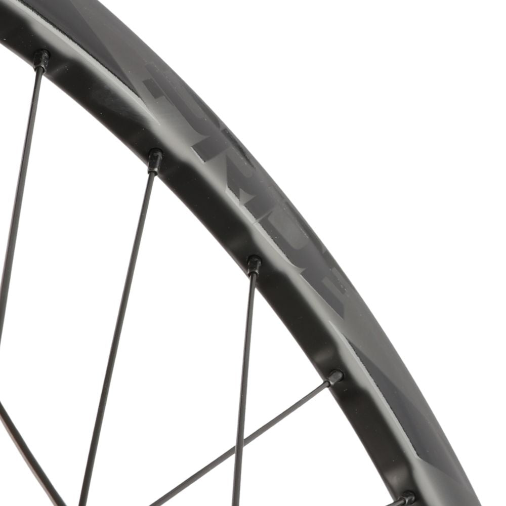 PRIDE 20" (451mm) Carbone Wave Matt Black Fusion Disc 10/10mm -pyöräpari Musta